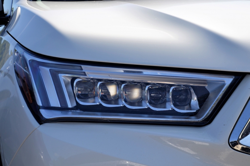 concession-auto-GRIMAUD-min_acura-headlamp-2834131